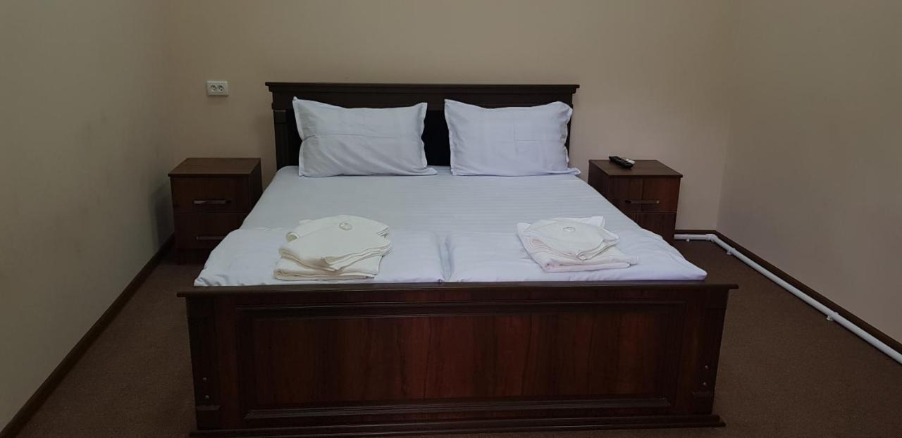 Samarkand Hotel ภายนอก รูปภาพ