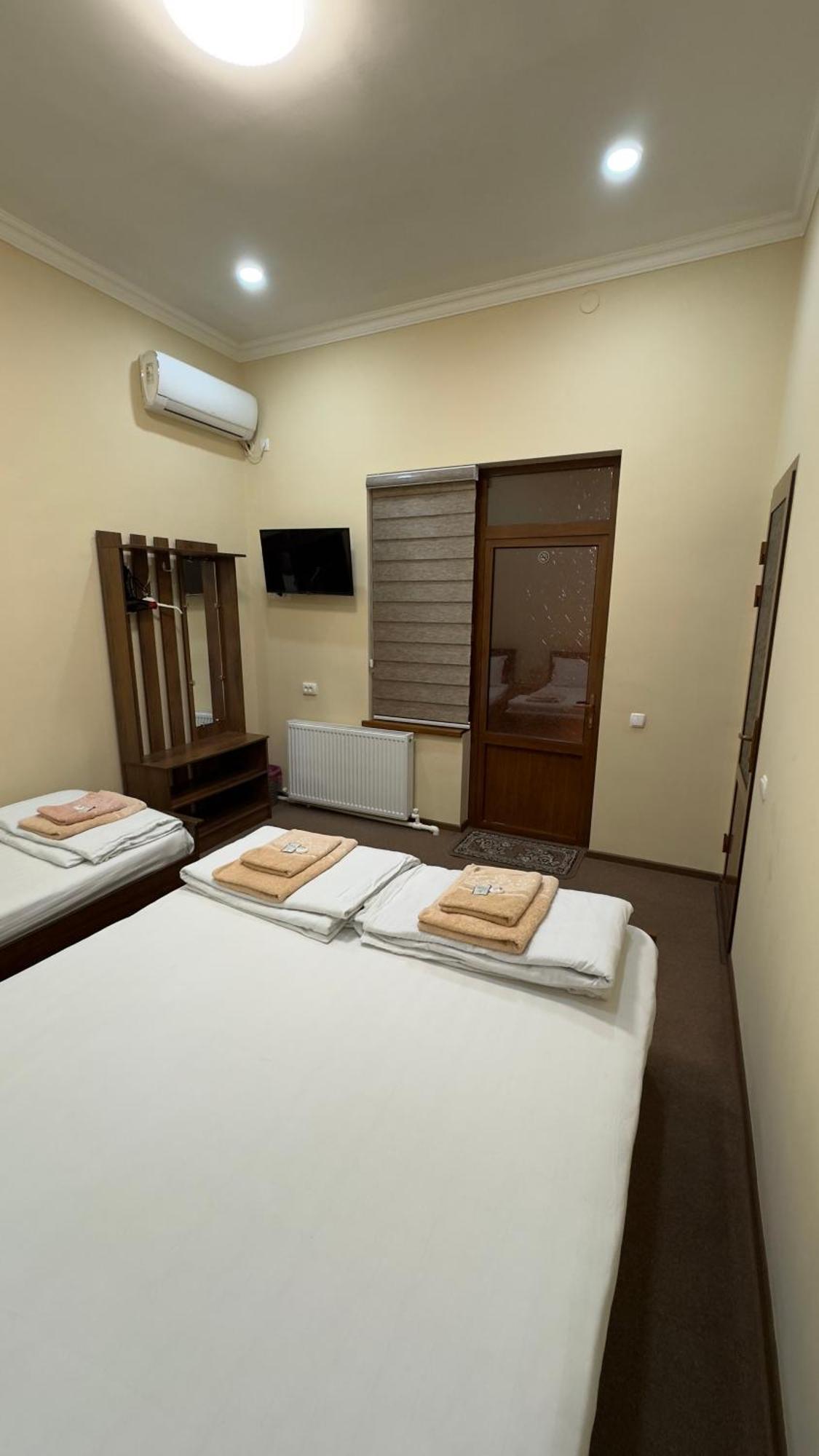 Samarkand Hotel ภายนอก รูปภาพ